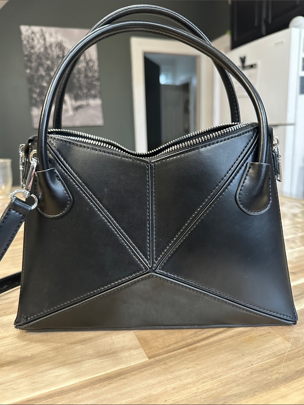Sleek Black Geometric Top-Handle Bag - Women's Fashion